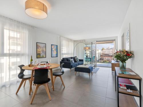 Locarno Apartment | Apartment LocTowers A3-4-1 by Interhome