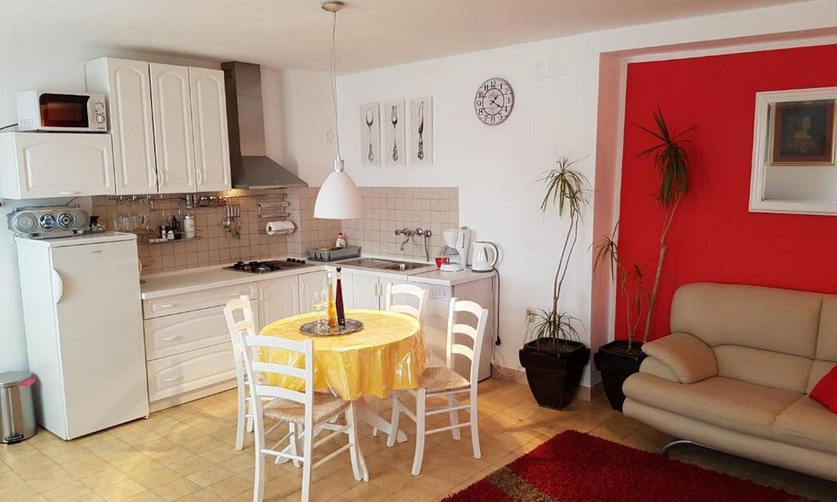 Prvic Luka Apartment | Apartment Luca - Two Bedroom Apartment with Terrace