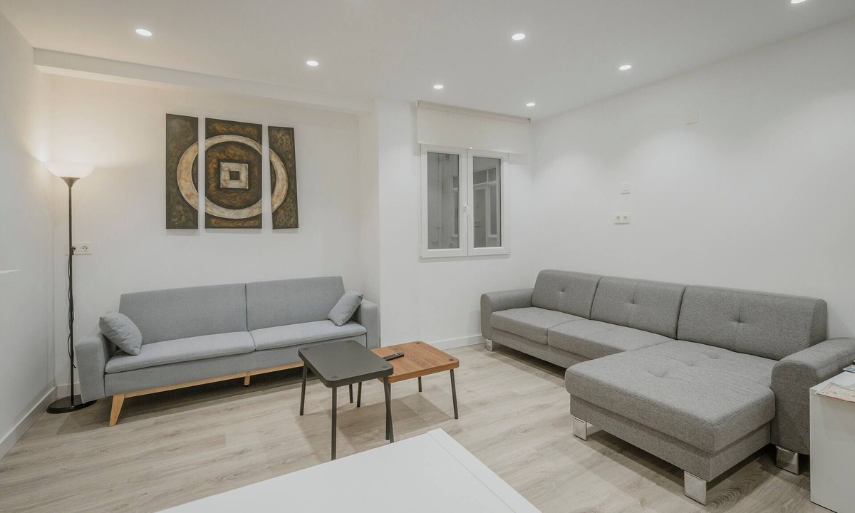 Valladolid City Centre Apartment | Apartment 'Mónaco' with Wi-Fi