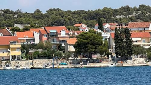 Brodarica Apartment | Apartment Marica