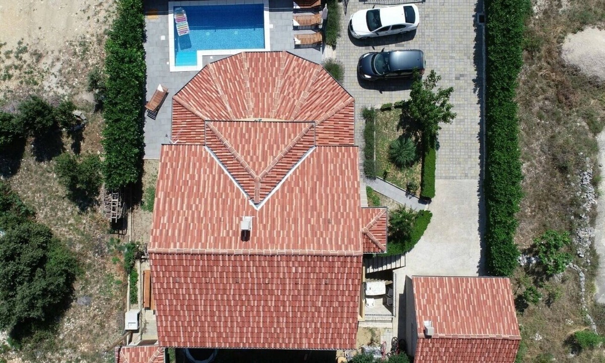 Kakma Apartment | Apartment Marica - Spacious accommodation for 8 people with pool