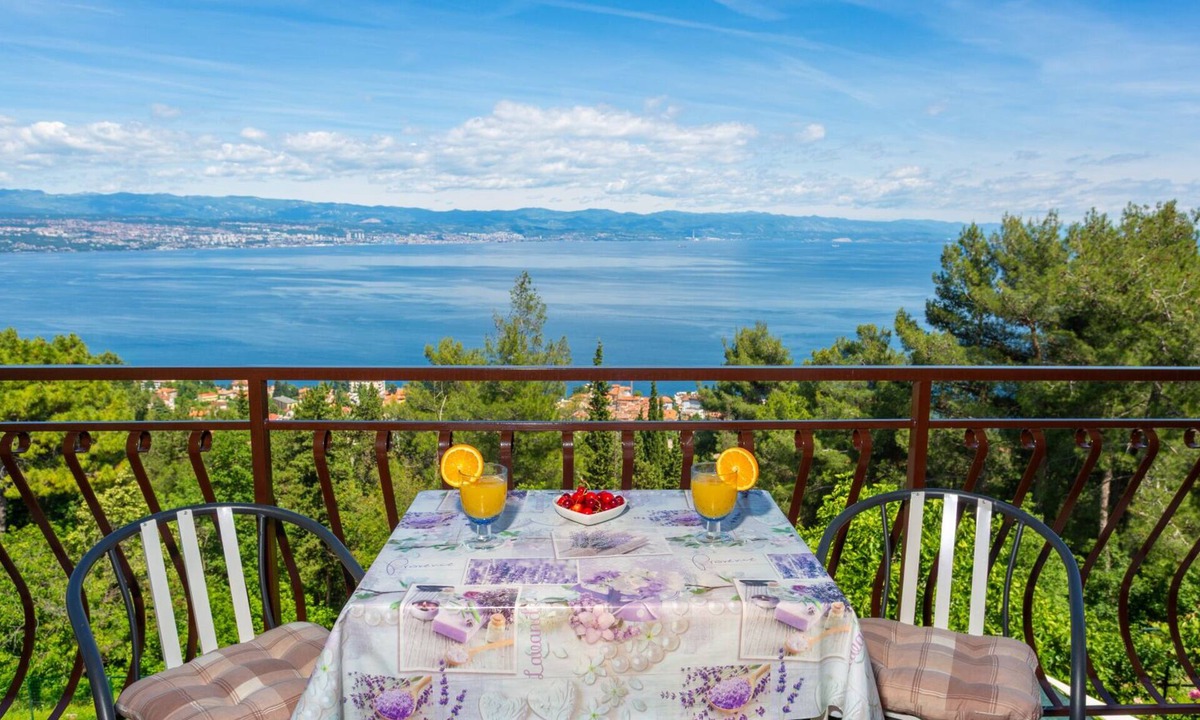 Liganj Apartment | Apartment Milena 1 Opatija by Villas Guide