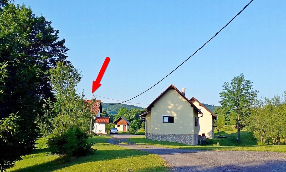 Catrnja Apartment | Apartment Milka, (16260), Smoljanac, hr