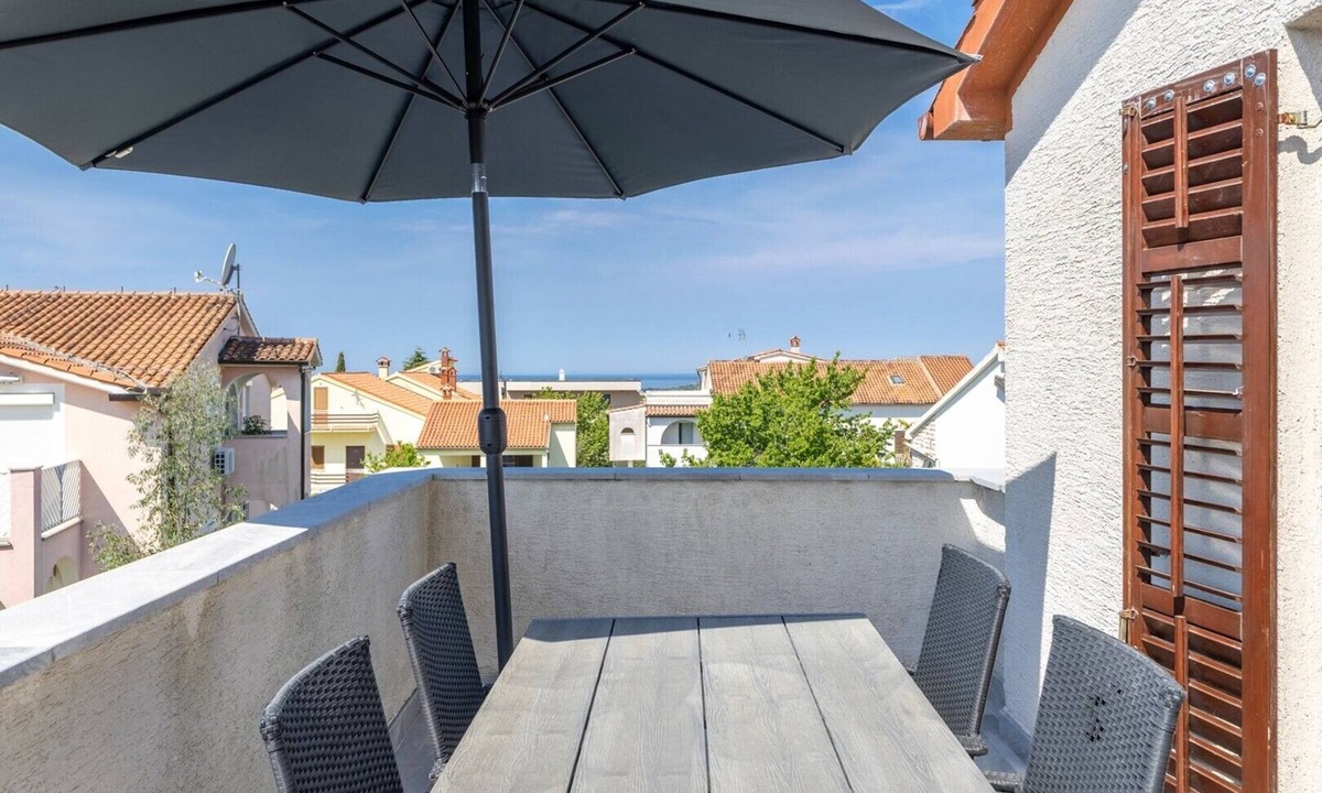 Gulici Apartment | Apartment Mirjana No.5 with balcony and sea view