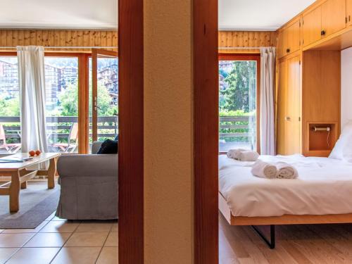 Saint-Pierre-de-Clages Apartment | Apartment Muverans I B1 by Interhome