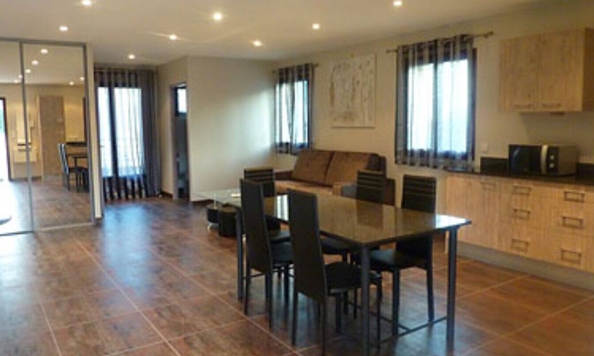 Prades Apartment | Apartment N ° 1 WITH TERRACE AND PRIVATE PARKING - AIR CONDITIONING reversible