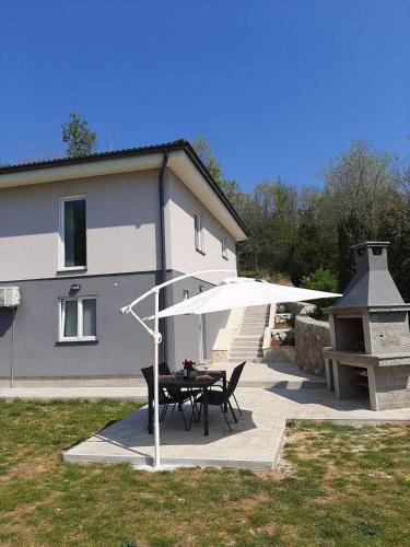 Golovik Apartment | Apartment Natali