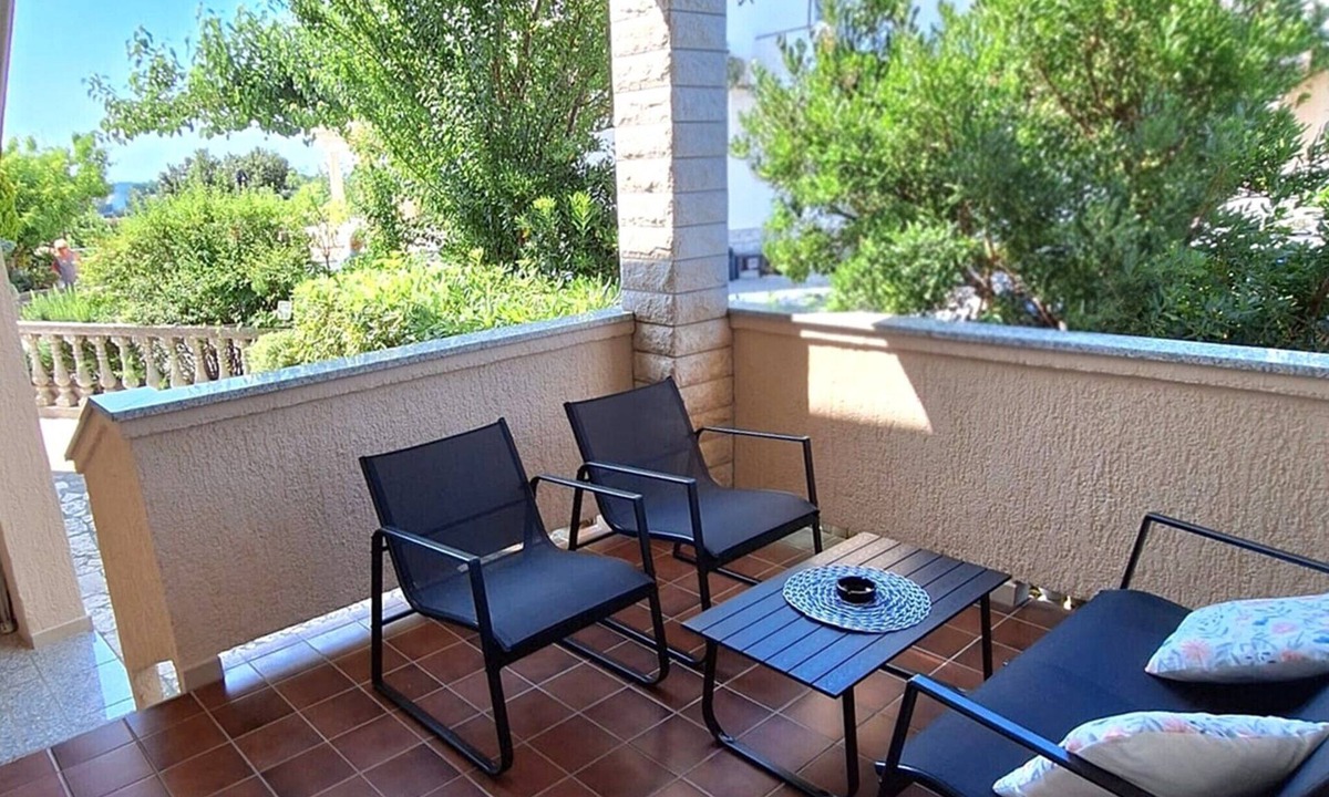 Rab Town Apartment | Apartment Nikolina 2 with Sea View