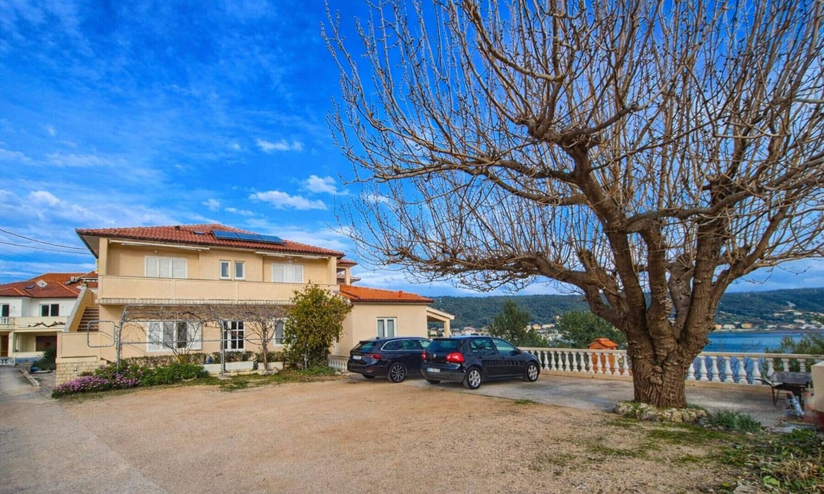 Rab Town Apartment | Apartment Nikolina 3 with Sea View