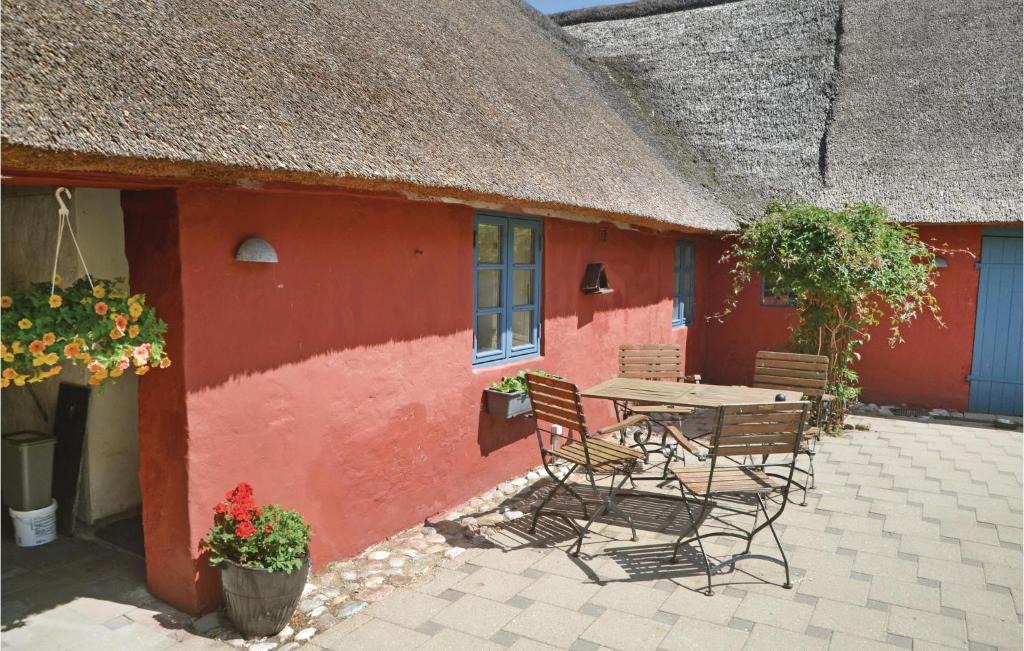 Hennebjerg Apartment | Apartment Norre Nebel With Patio I