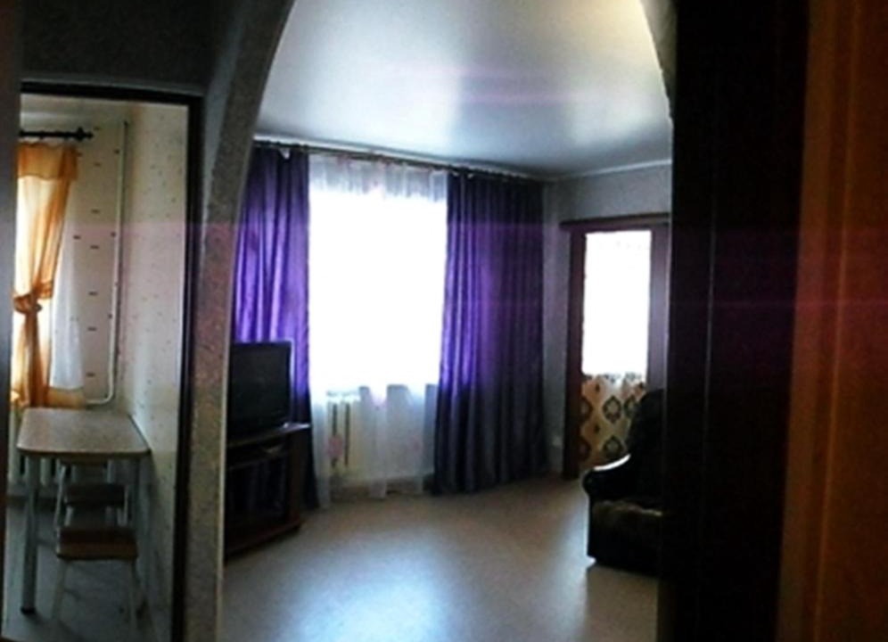 Engels Apartment | Apartment on M