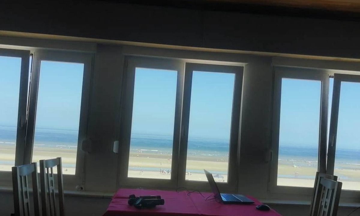 Bray-Dunes Apartment | Apartment on the sea wall, exceptional sea view