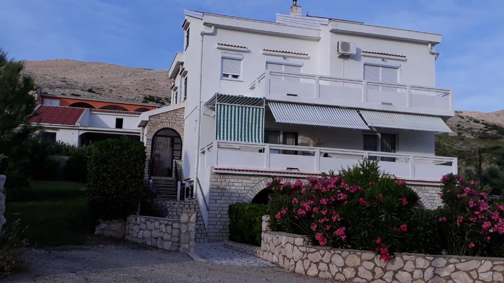Pag Apartment | Apartment Pag 12301a