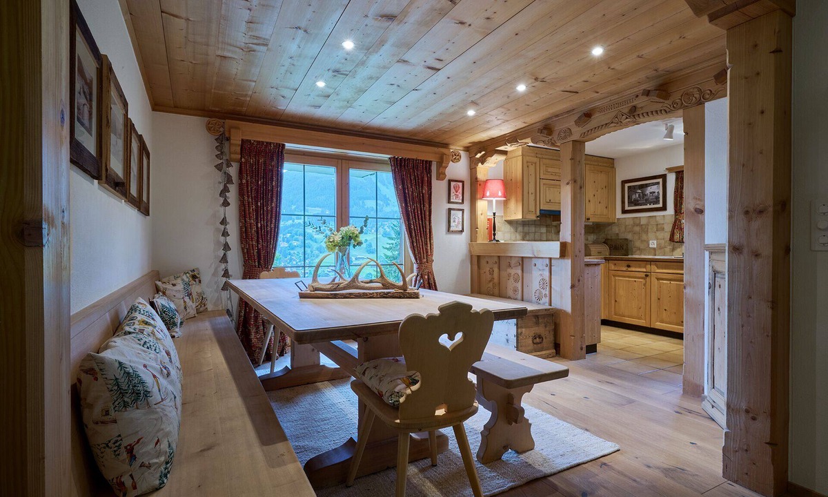 Klosters-Serneus Apartment | Apartment 'Panorama' with Mountain View, Private Terrace and Wi-Fi