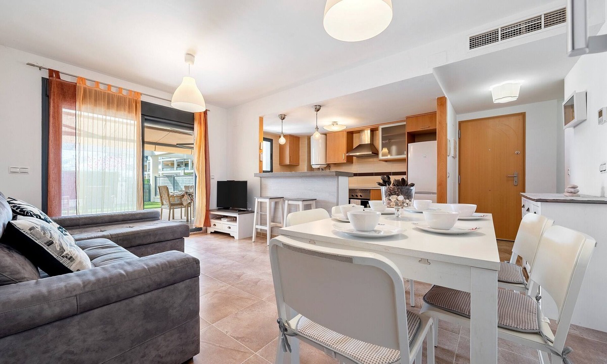 San Jorge Apartment | Apartment 'Panorámica Golf Resort' with Shared Pool, Wi-Fi and Air Conditioning