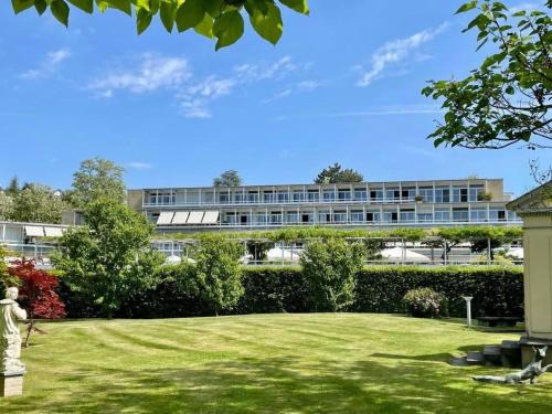 Meilen District Apartment | Apartment Parkresidenz Meilen by Interhome