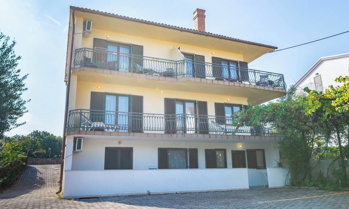 Bogovici Apartment | Apartment Pero - 2 (Kvarner - Malinska)