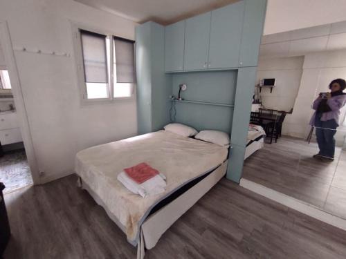 Quartier de la Folie-Mericourt Apartment | apartment place REPUBLIQUE