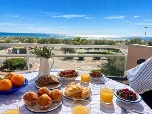Pals Apartment | Apartment Port Pals A I by Interhome
