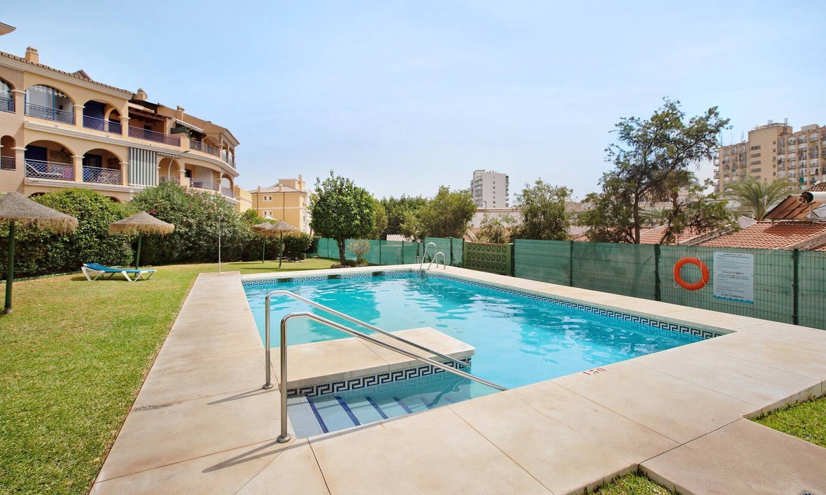Torrequebrada Apartment | Apartment 'Prealsa Benalmádena' with Sea View, Shared Pool and Private Terrace
