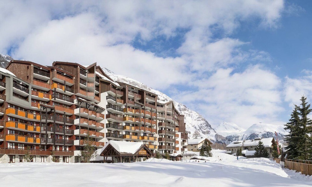 Val-d'Isere Apartment | Apartment – Private Bathroom with Bathtub