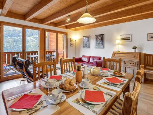 Wengen Apartment | Apartment Racer's Retreat Apt-07 by Interhome