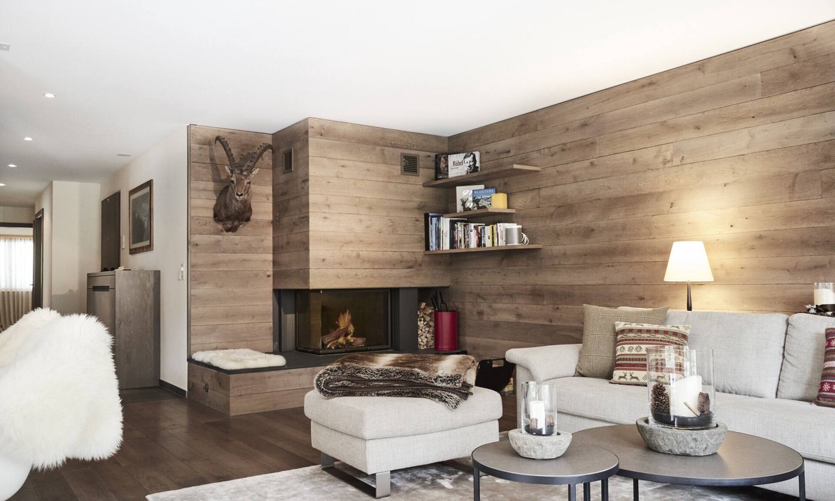 Klosters-Serneus Apartment | Apartment 'Raunetta' with Shared Terrace and Wi-Fi