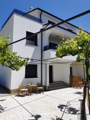 Palit Apartment | Apartment & Room Aleksandra