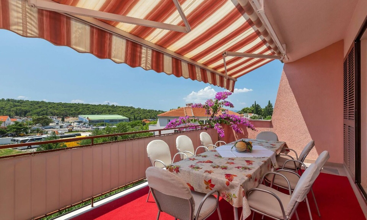 Istok Apartment | Apartment Ruzi - family and friends: - Makarska, Riviera Makarska, Croatia