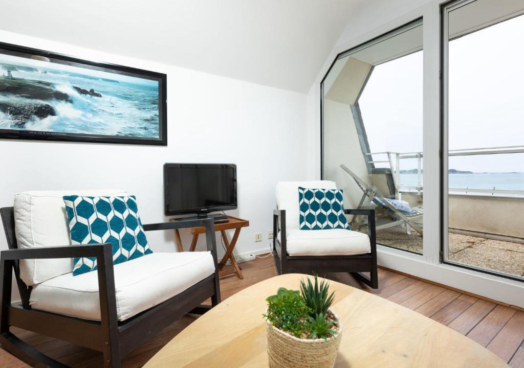 Lancieux Apartment | Apartment Saint Sieu by Interhome
