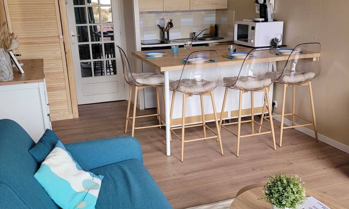 Fort-Mahon-Plage Apartment | APARTMENT SEA VIEW FORT MAHON BEACH 50 M FROM THE BEACH