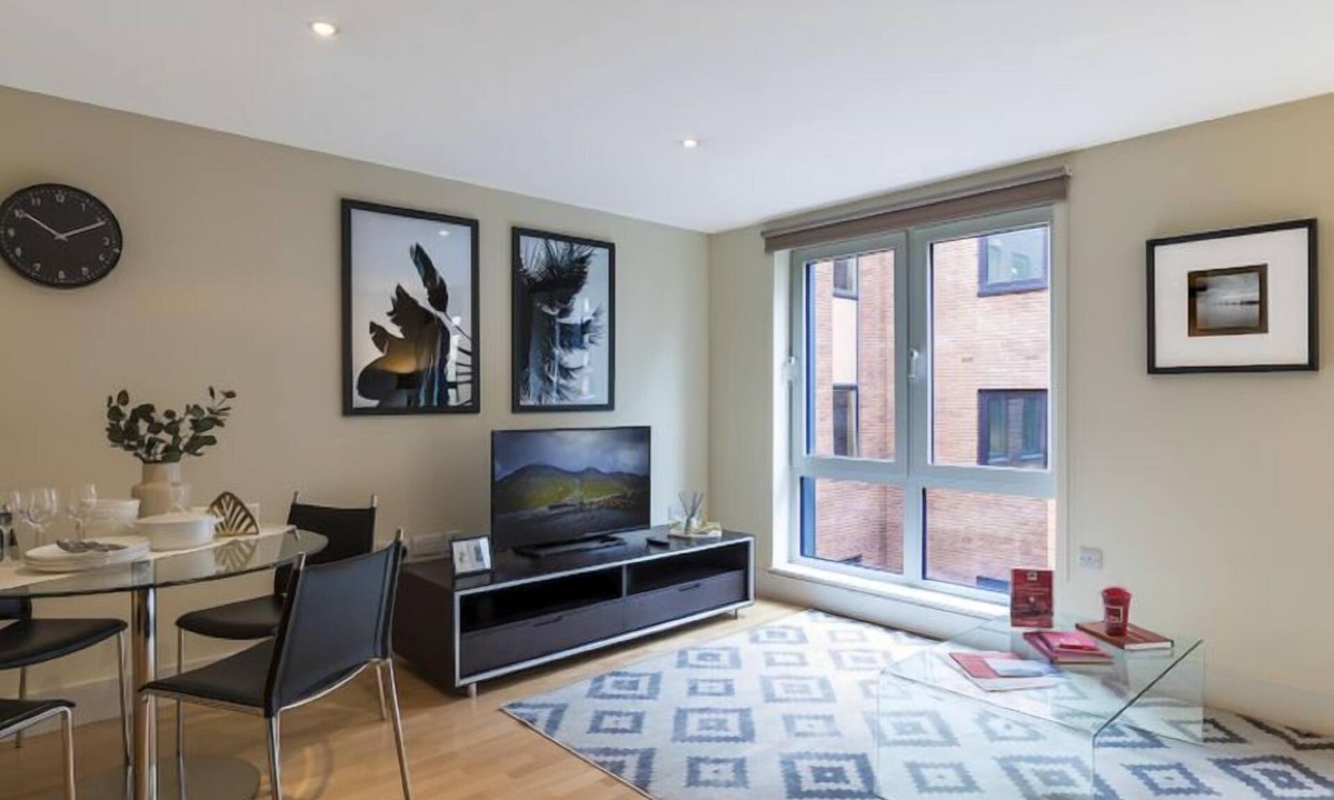 Queenhithe Apartment | Apartment Sir JL by Interhome