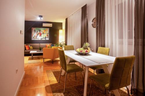 Sisak Apartment | Apartment Sladic