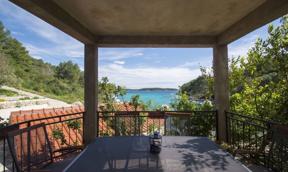 Potirna Apartment | Apartment Slatina-Two Bedroom Apartment with Terrace and Sea View