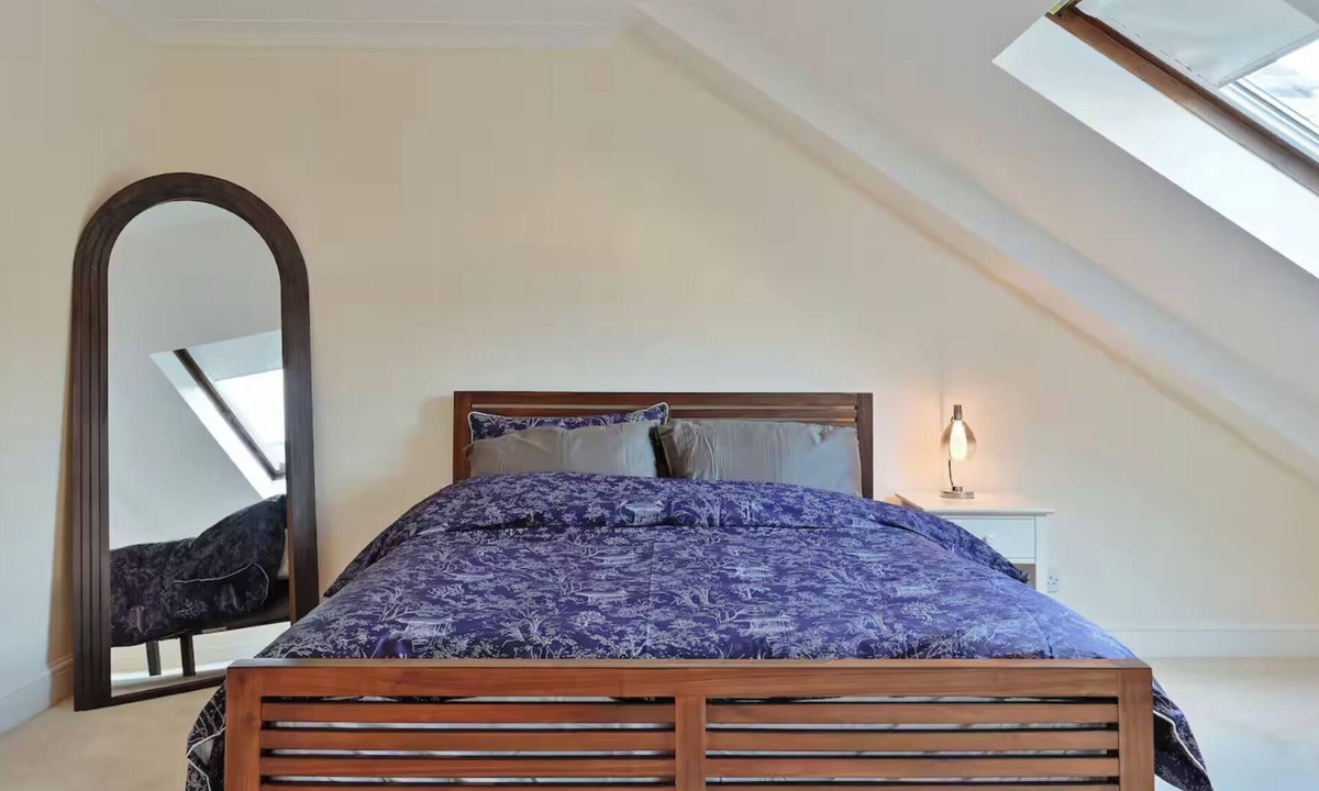 Abbots Langley Apartment | Apartment - Sleeps3 - Close to Warner Bros Studios