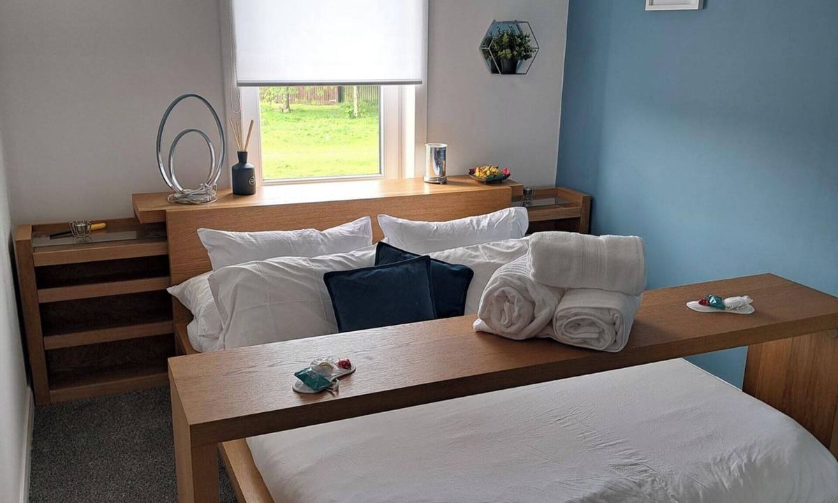 Troon Apartment | Apartment - Sleeps 4 - Pet friendly - Parking