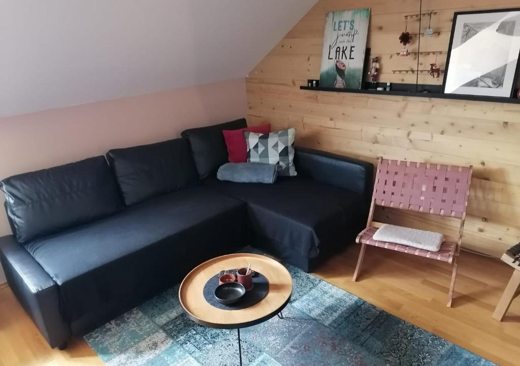 Fuzine Apartment | Apartment Sleeps 4 with Lake View