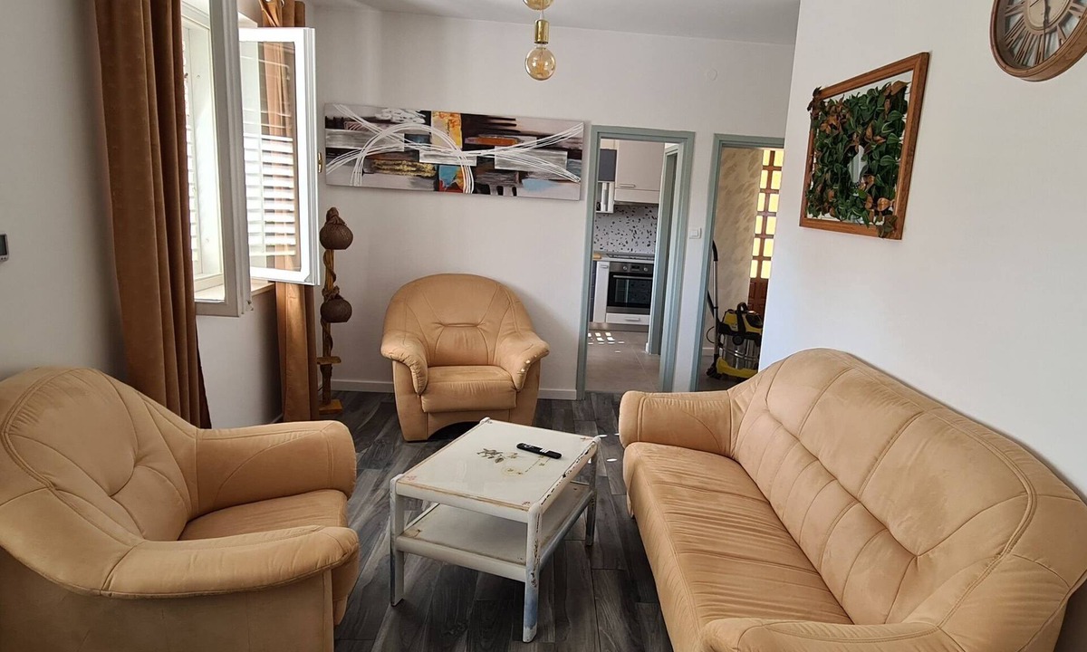 Pile Apartment | Apartment Solvit - Three Bedroom Apartment with Terrace