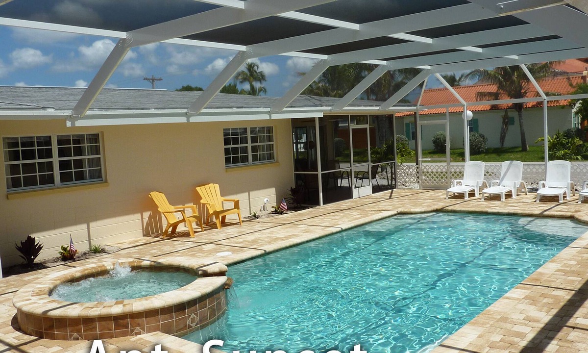 Caloosahatchee Apartment | Apartment Sunset in Cape Coral/Beach Resort