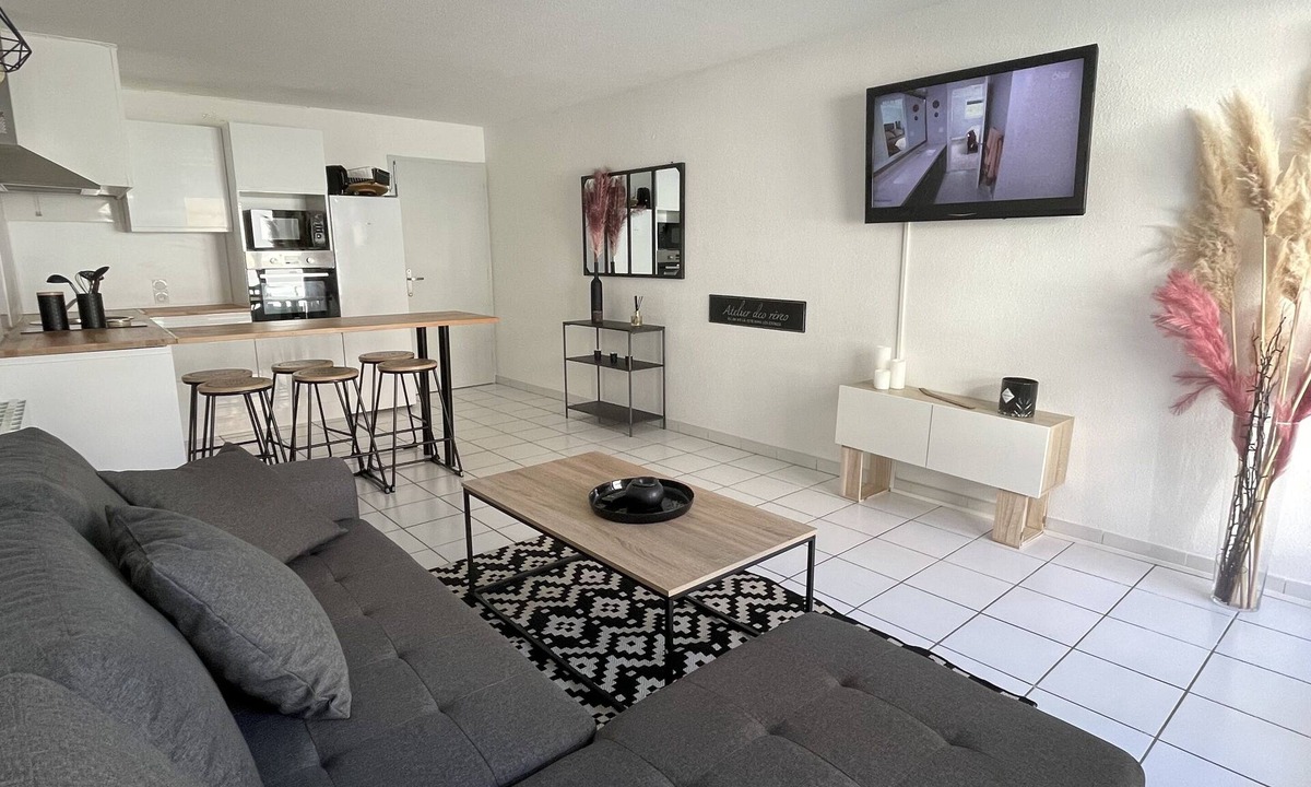 Mediterranee Apartment | Apartment T2 Bis Plage Terrasse