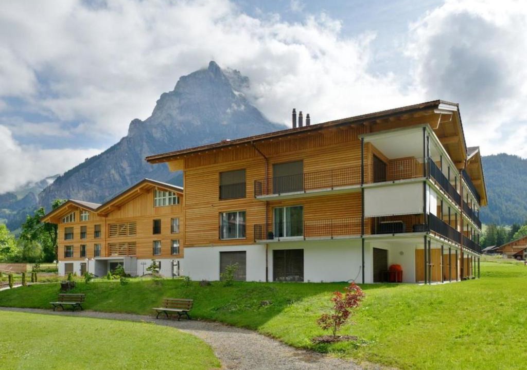 Kandersteg Apartment | Apartment Victoria Alpine Park