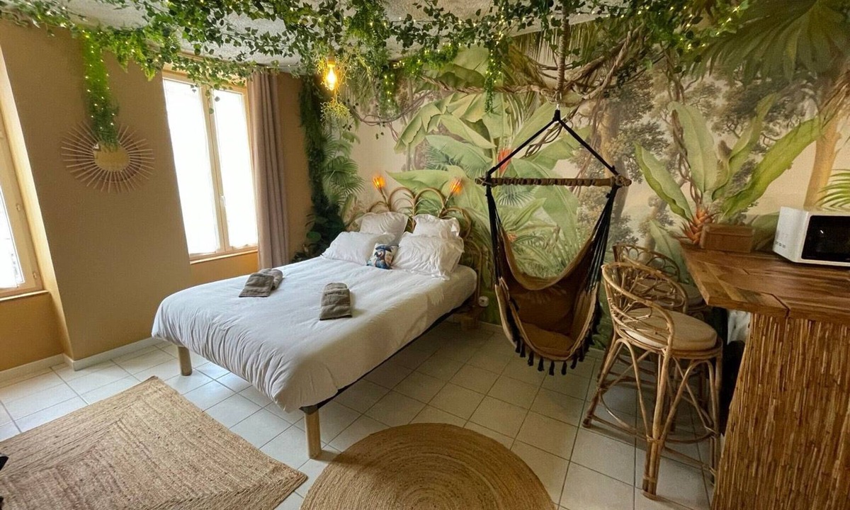 Vierzon Apartment | Apartment Vierzon, studio flat, 2 persons