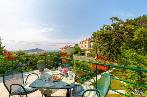 Pile Apartment | Apartment Villa Ahava