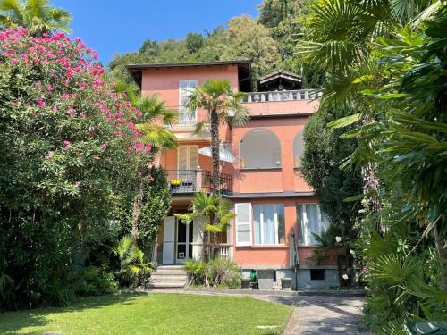 Locarno Apartment | Apartment Villa Romantica by Interhome