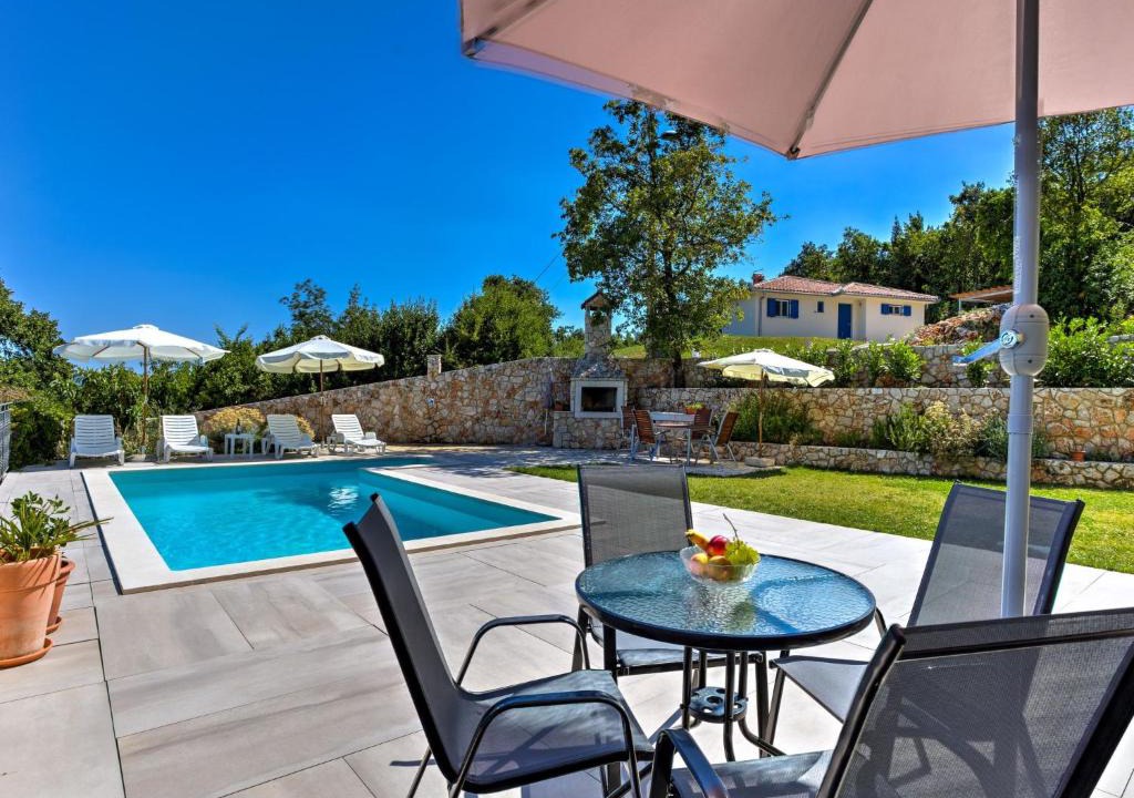 Brsec Apartment | Apartment Villa Tara-1 by Interhome