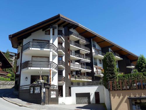 Villars-sur-Ollon Apartment | Apartment Villars Soleil B15 by Interhome