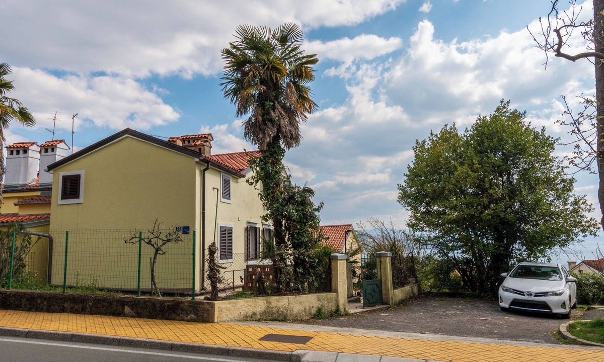 Volosko Apartment | Apartment Volosko for two (117331-A1) - Opatija