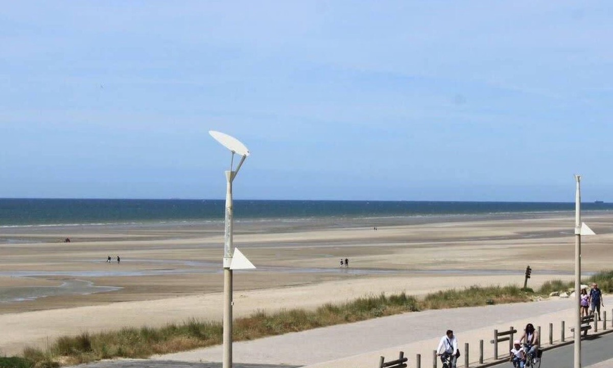 Hardelot-Plage Apartment | Apartment with balcony on the seafront