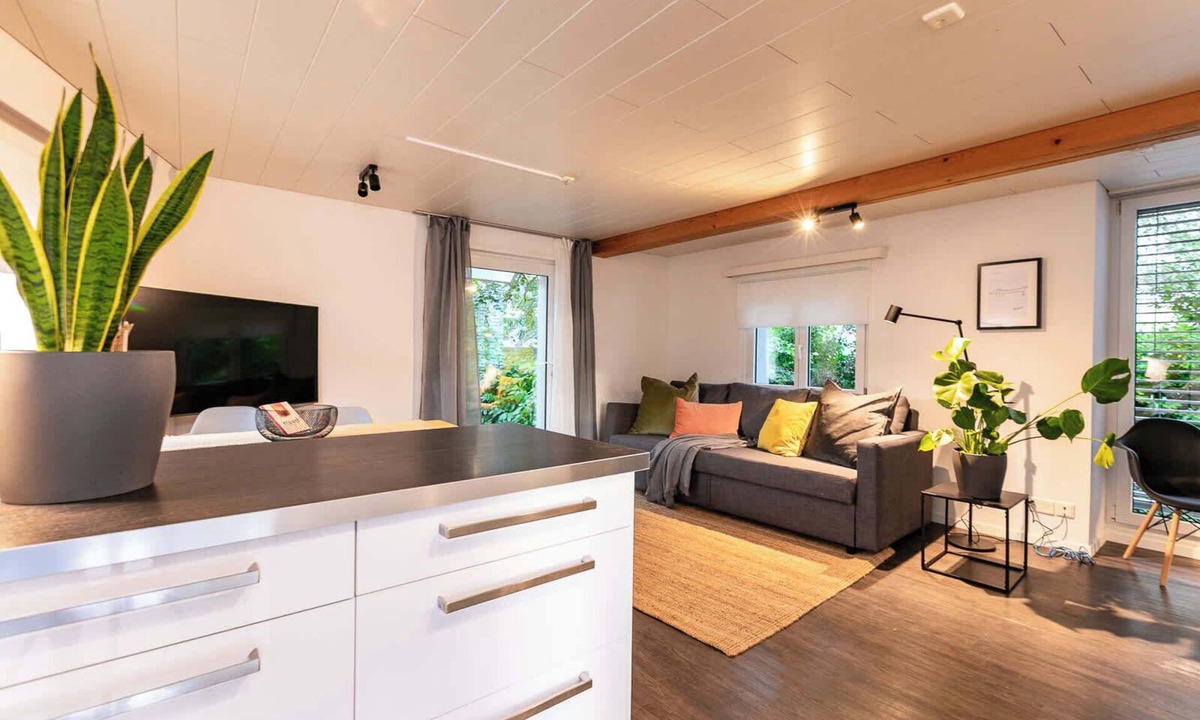 St. Gallen Apartment | Apartment West Maisonette with Garden - private Parking - Nespresso