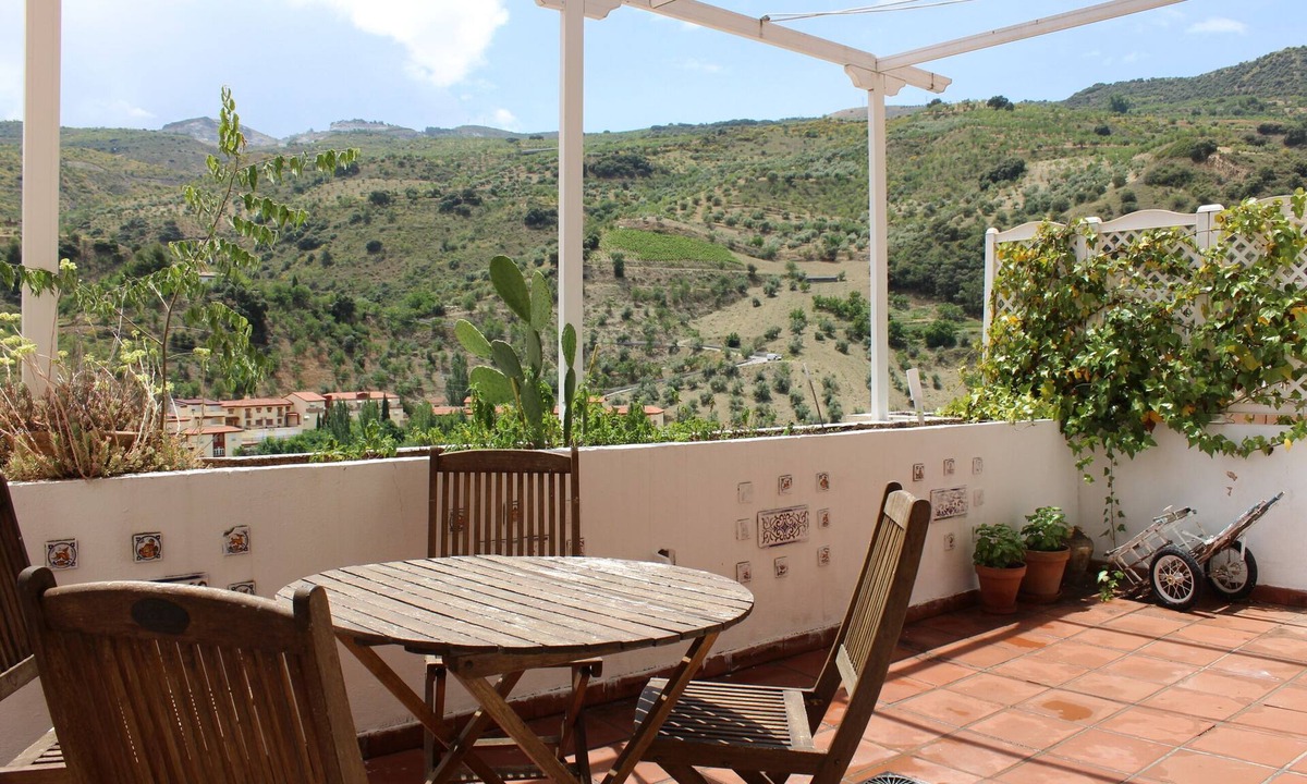 Pinos Genil Apartment | Apartment with caracter